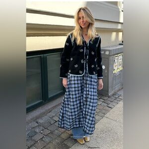 New Sisseledelbo European jacket $400